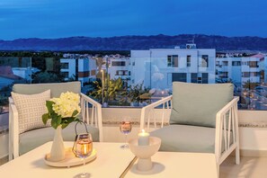 Appartement Confort, 2 chambres, 2 salles de bains | Terrasse/Patio