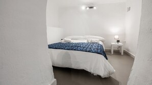 Unclassified image, 5 of 17, button - Cozy & Central APT - Netflix & Amazon Prime (Bari)