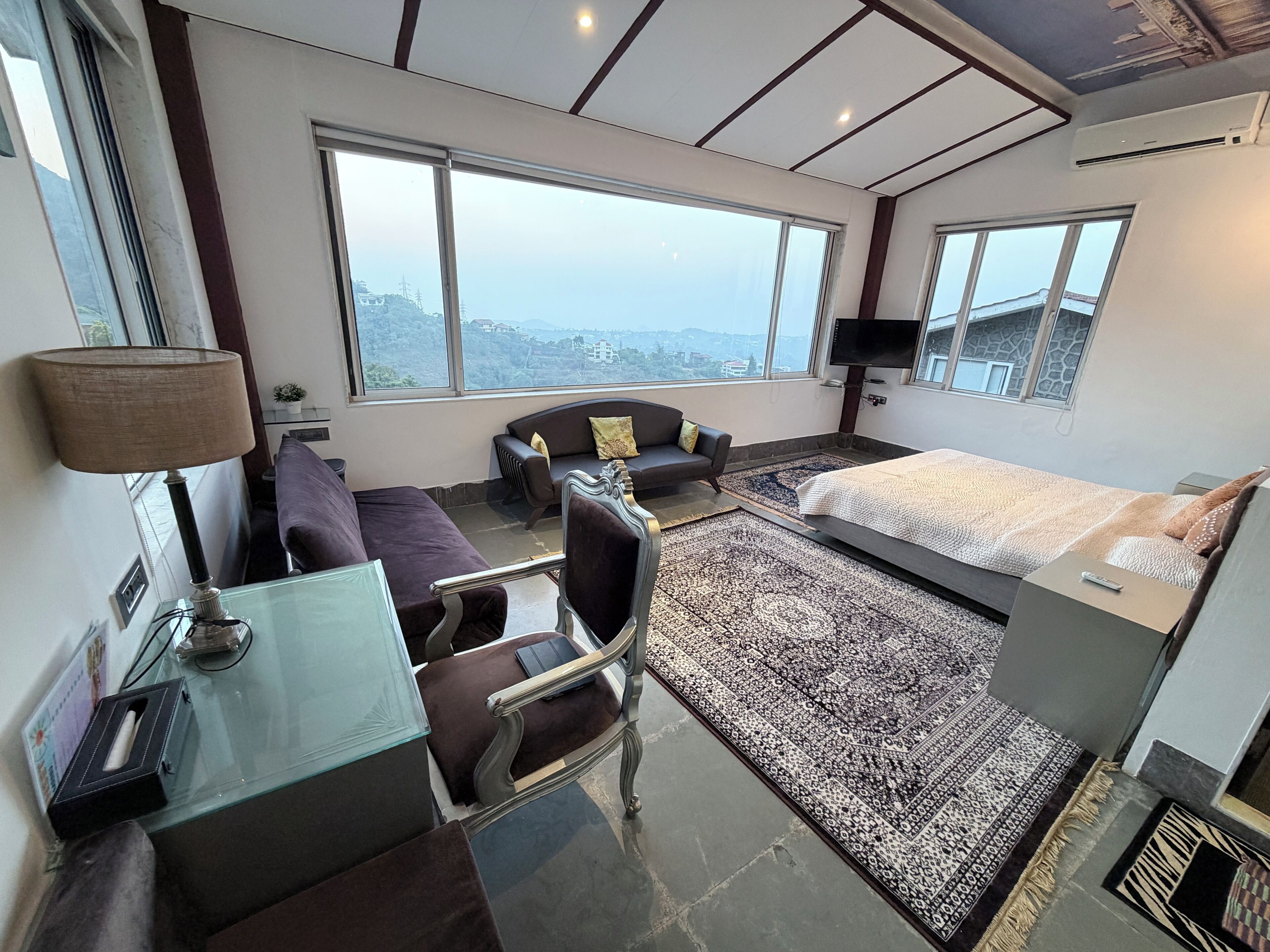 1 chambre, ameublement personnalisé, chambres insonorisées