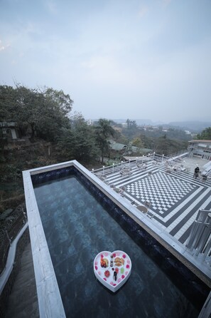 Outdoor pool - 360 South, Khandala (Mawal)