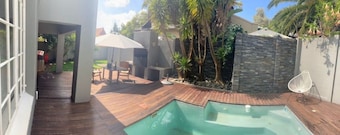 Private luxurious 3 bedroom complete house