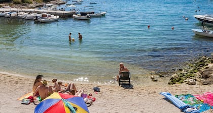 Apartment Lorca mit 2 Schlafzimmern für bis zu 6 Personen,200m vom Meer entfernt