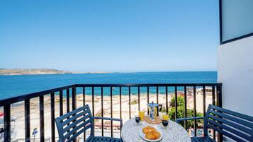 Apartamento standard, 2 quartos, vista para o mar | Sacada