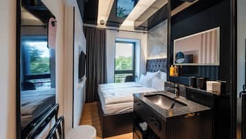 Habitación clásica doble | Caja fuerte, escritorio, sistema de insonorización y wifi gratis