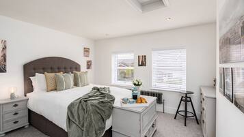 2 makuuhuonetta, silitysrauta/-lauta, Wi-Fi, vuodevaatteet