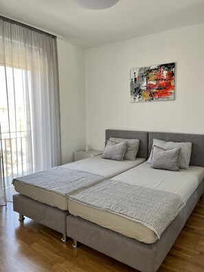 2 bedrooms, WiFi, bed sheets