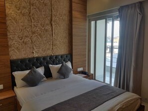 Superior Double Room | Free WiFi - Hotel Ekana (Jaipur)