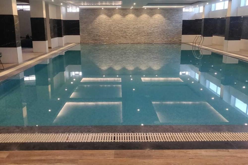 Hotel Ekana