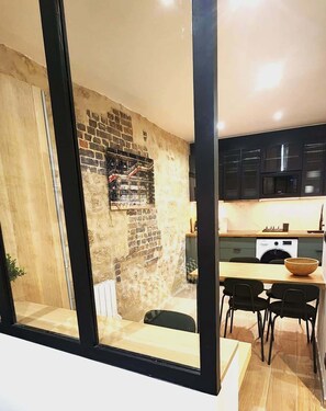 Dining - Marais • Centre | Design & Trendy | 2suites • 6pax (Paris)