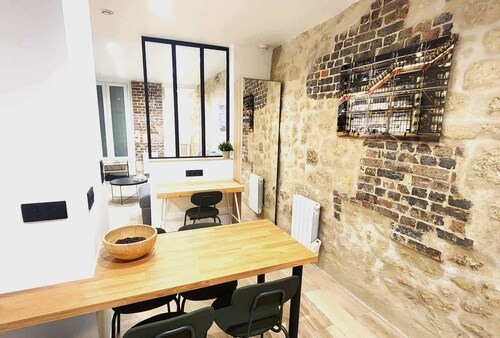 Marais • Centre | Design & Trendy | 2suites • 6pax
