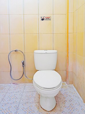 Deluxe-Doppelzimmer | Badezimmer | Dusche, Handtücher