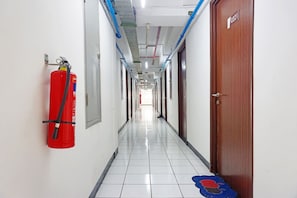 Lobby - Collection O SSR Apartemen Gunung Putri Square (Gunung Putri)