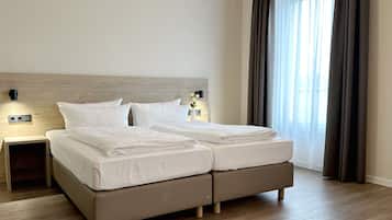 Double Room | Desk, laptop workspace, soundproofing, free WiFi