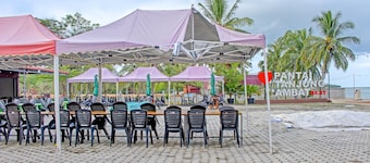 OYO 91643 Homestay Daniel 76NearTaman Hijau Karimun