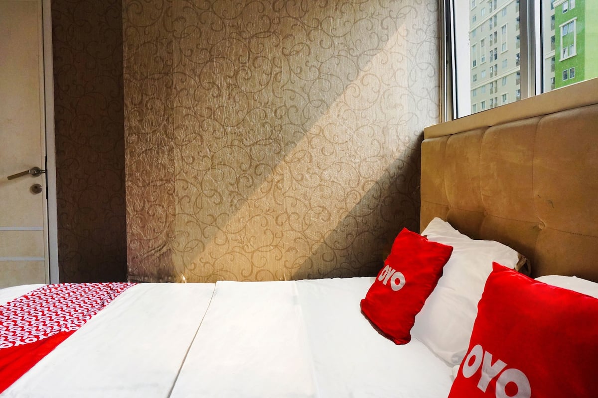 standard single room | blackout curtains, free wifi, bed sheets