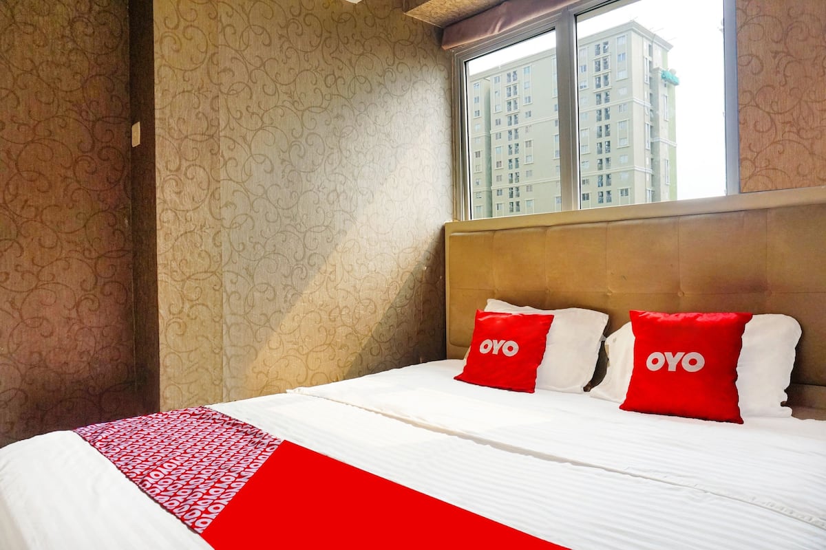 standard single room | blackout curtains, free wifi, bed sheets