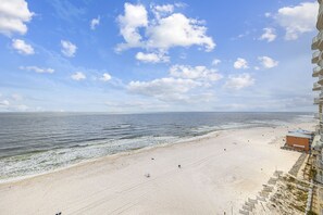 Aan het strand