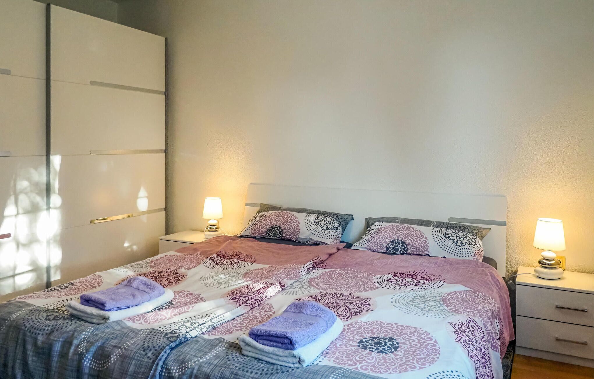 2 Schlafzimmer, Bügeleisen/Bügelbrett, kostenloses WLAN