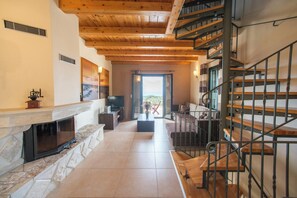 Fireplace - Villa Cretan View with Heated Swimming Pool (Apokoronas)