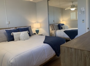 1 habitación, tabla de planchar con plancha, wifi gratis y ropa de cama 