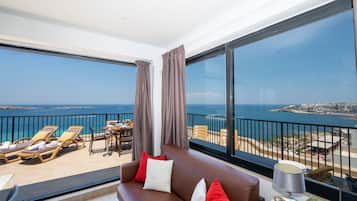 43-cm LCD TV with satellite channels, TV