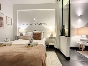 3 chambres, fer et planche à repasser, Wi-Fi, literie fournie