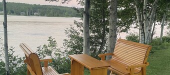 Private Lakefront Cabin