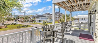 Spacious 4BR Cherry Grove Home with Pool