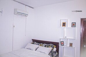 1 makuuhuone, silitysrauta/-lauta, ilmainen Wi-Fi