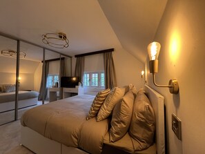 Premier Room, 1 Bedroom, Garden View