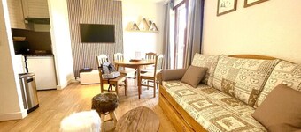 Apartment sleeps 6 All comforts, at the foot of the slopes