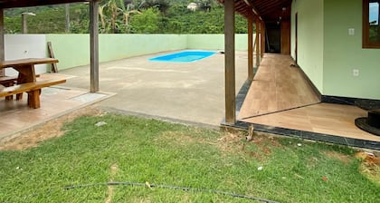 Chácara Aconchegante e Confortável