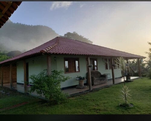 Chácara Aconchegante e Confortável