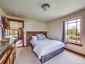 1 quarto, Wi-Fi de cortesia, roupa de cama