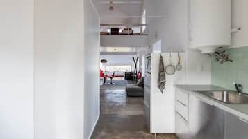 Fridge, oven, dishwasher