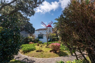 Casa do Moinho (Private Garden and Sea View)