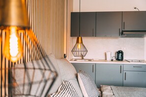 1 chambre, bureau, espace de travail pour ordinateurs portables