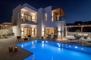 Beheizter Pool