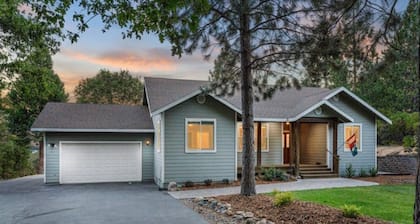 Bearadise Lodge - Mount Shasta - Now with Air Conditioning!