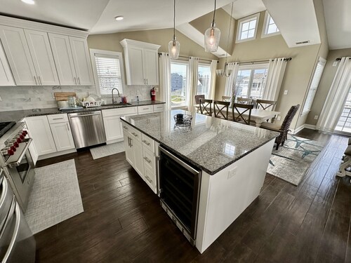 New to the Rental Market 4 bed 3.5 bath Just Steps to the Beach