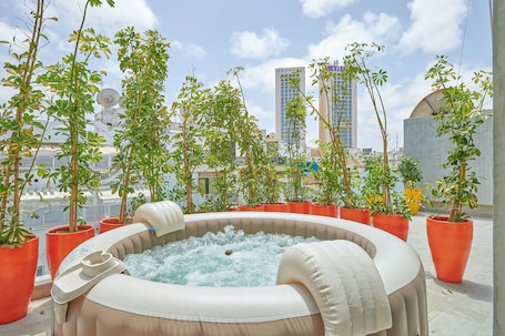 Bañera de hidromasaje