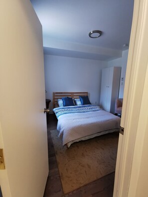 1 Schlafzimmer, Bügeleisen/Bügelbrett, kostenloses WLAN, Bettwäsche