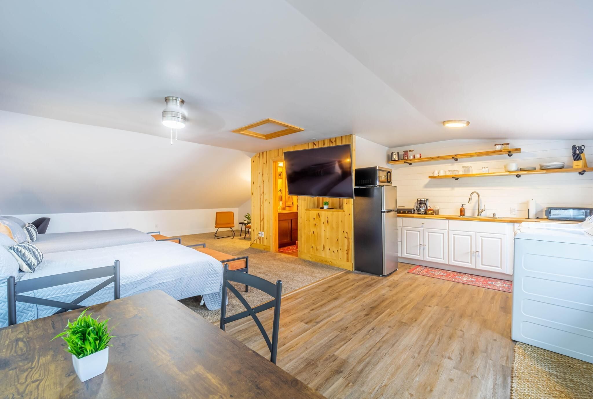 Deluxe-Apartment | Eigene Küche | Wasserkocher mit Kaffee-/Teezubehör, Hochstuhl, Küchenrolle