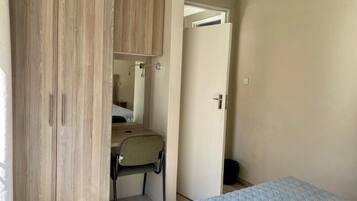 2 soveværelser, internetforbindelse