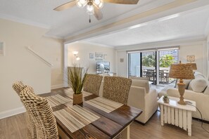 Interior - Sandcastle #7 w/pool, 2 min to beach No pets (Navarre)