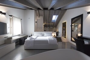 Luxury-Studiosuite | Daunenbettdecken, Pillowtop-Betten, Minibar, Zimmersafe