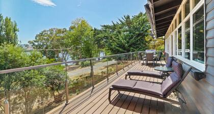 Dawn Retreat - Lake Views in Bonnie Doon