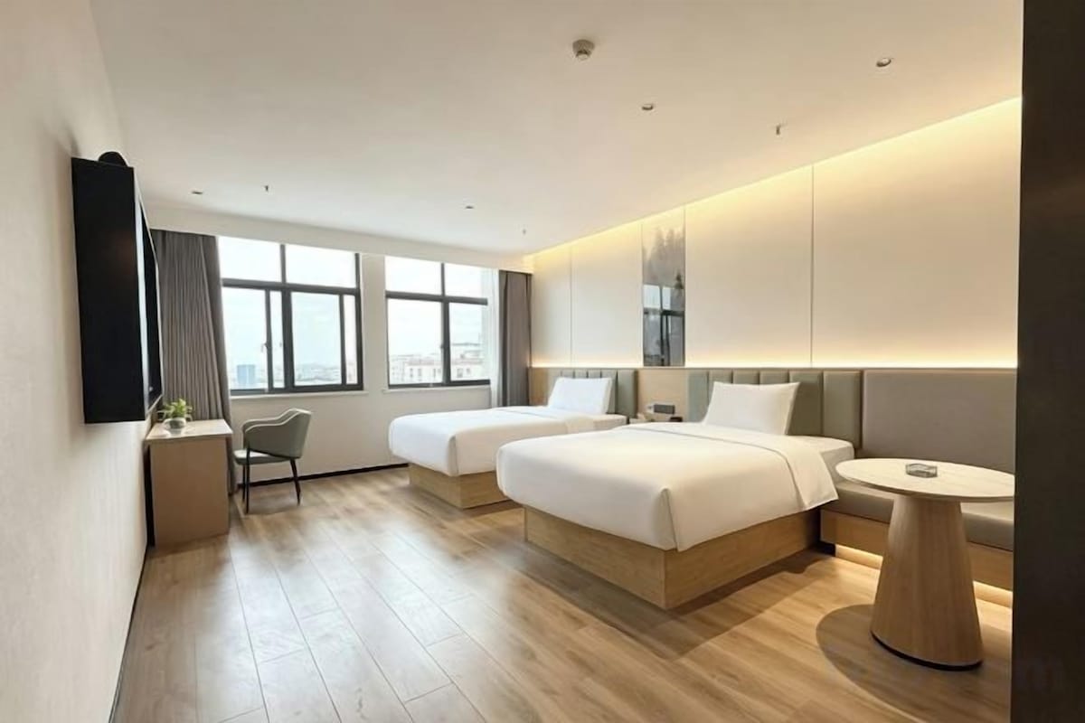 Premier Twin Room (Deep Sleep - Smart)