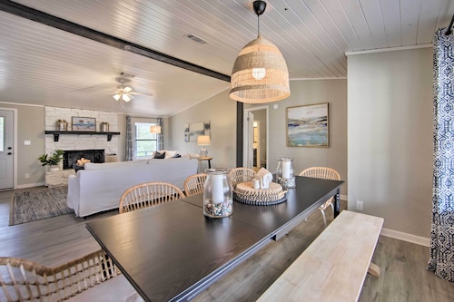 Lake View & Decks: Pet-Friendly Mabank Home