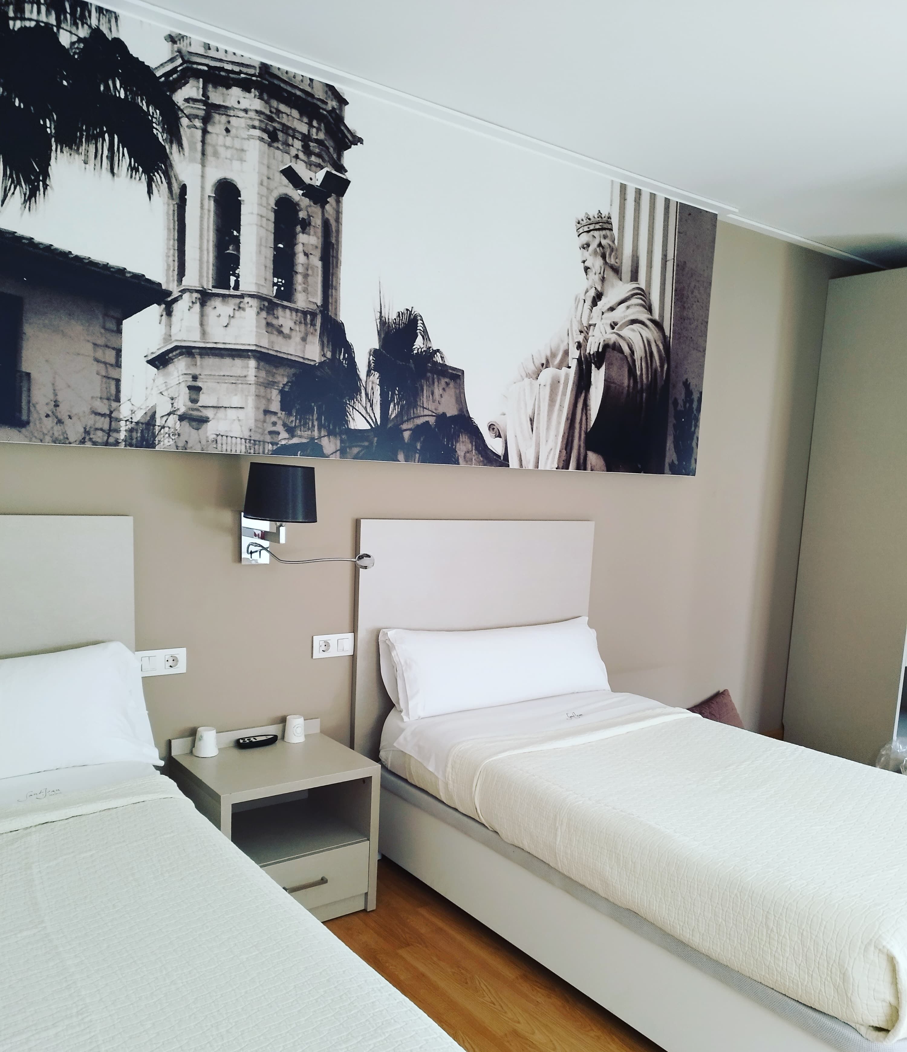 Premium bedding, individually decorated, blackout curtains, free WiFi